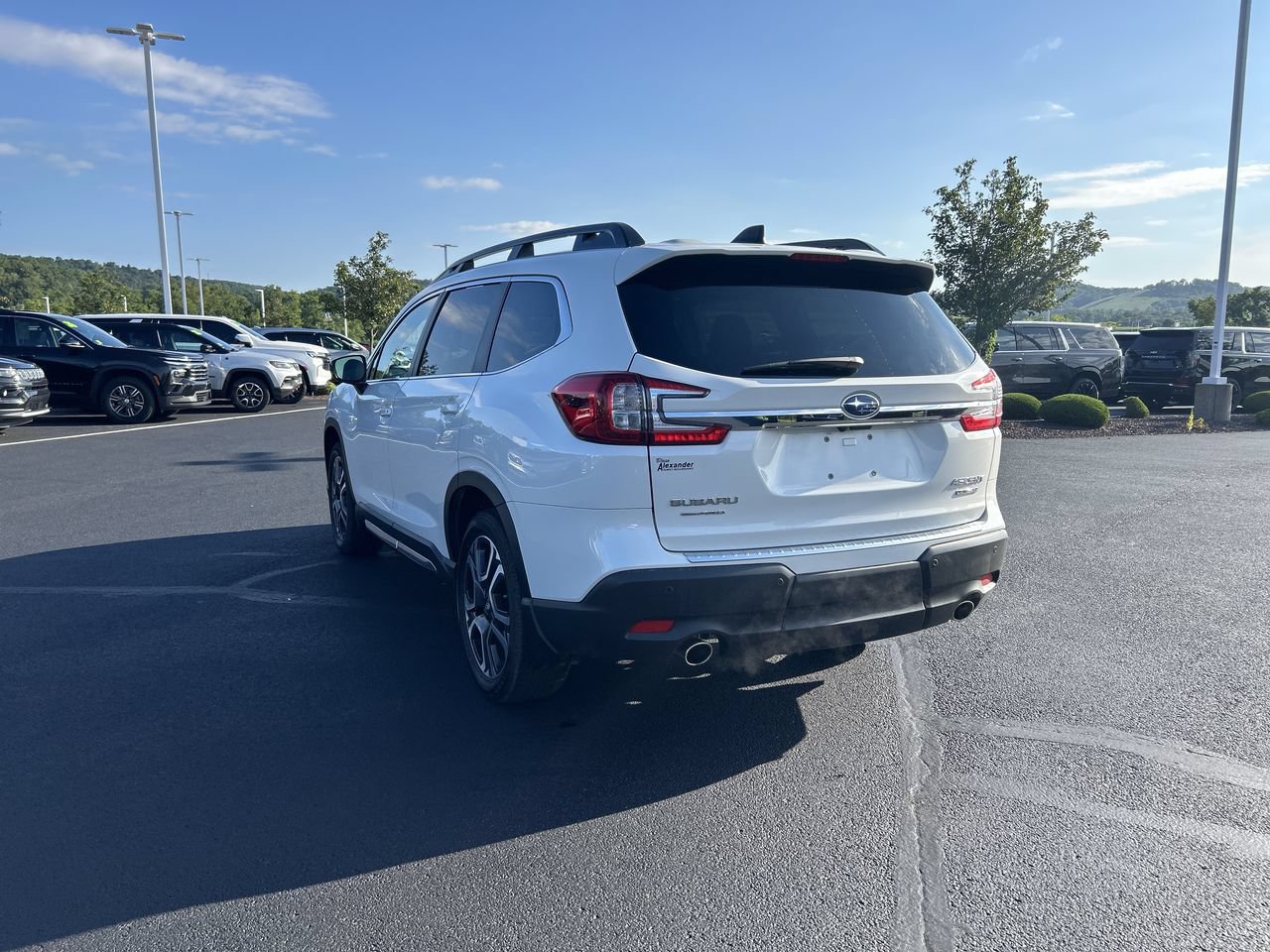 Used 2026 Subaru Ascent Limited AWD/4WD image 5
