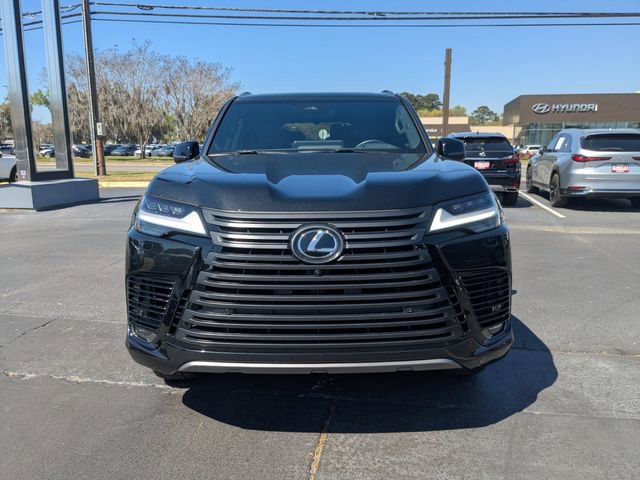 Used 2025 Lexus LX 700h Overtrail w/ Accessory Package (Z1) AWD/4WD image 10