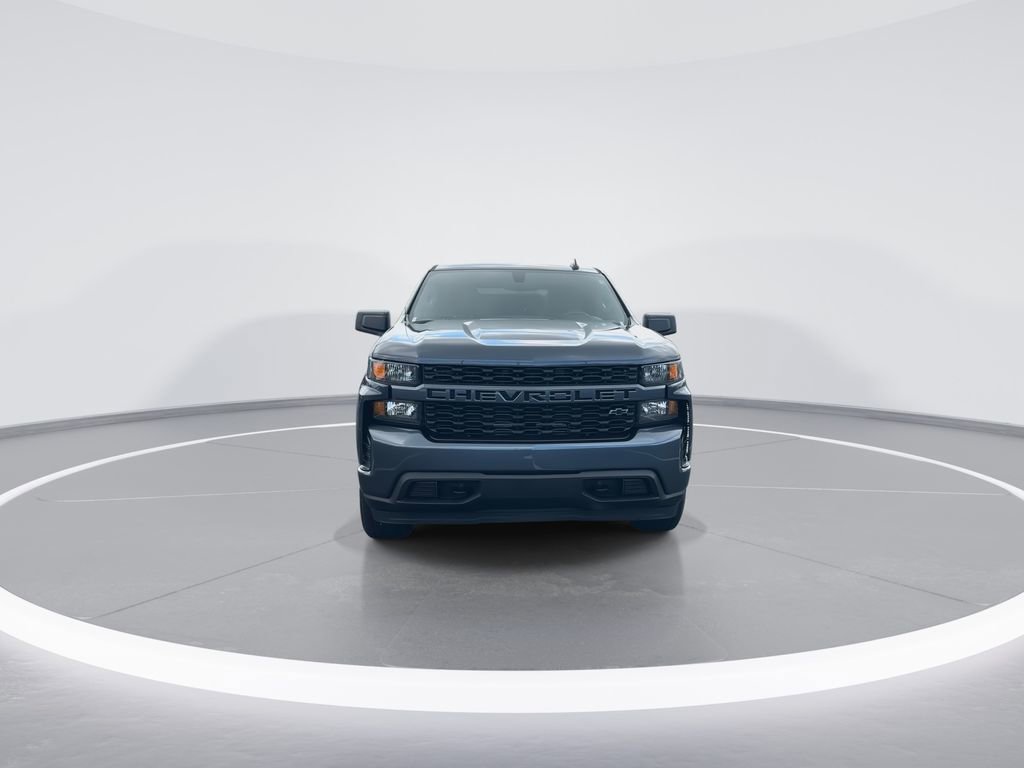 Used 2021 Chevrolet Silverado 1500 Custom w/ LPO, Dark Essentials Package AWD/4WD image 3