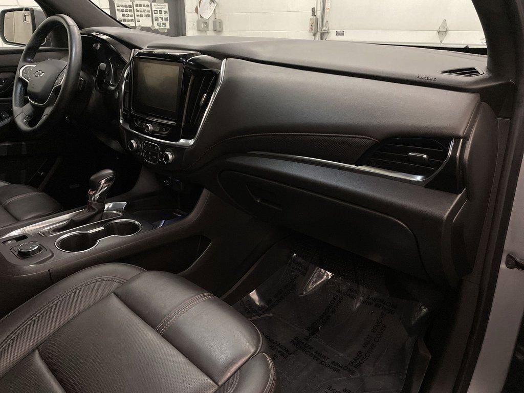 Used 2023 Chevrolet Traverse RS w/ LPO, Floor Liner Package image 24
