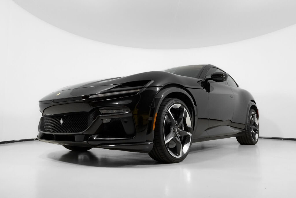 Used 2024 Ferrari Purosangue image 13