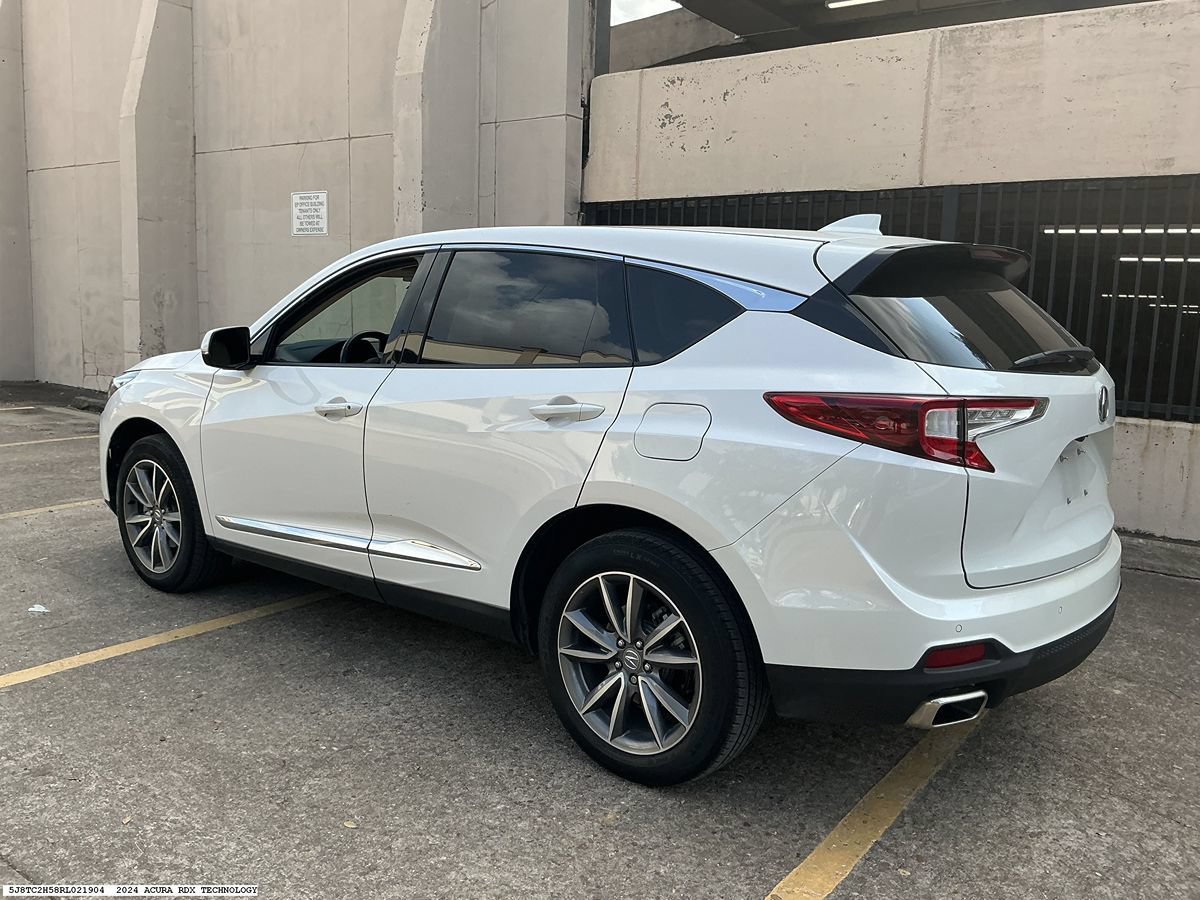 Used 2024 Acura RDX w/ Technology Package AWD/4WD image 5