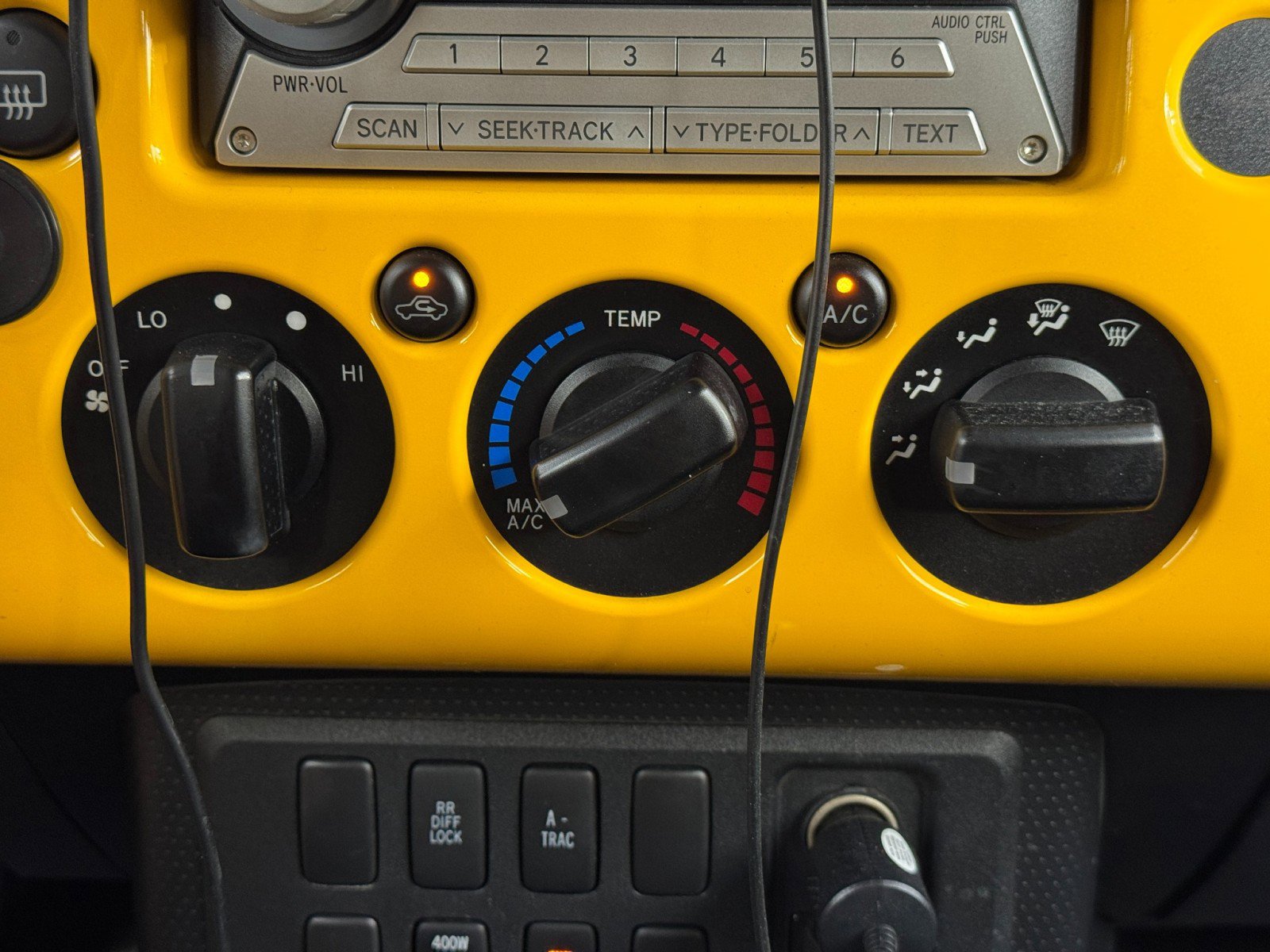 Used 2007 Toyota FJ Cruiser 4WD image 26