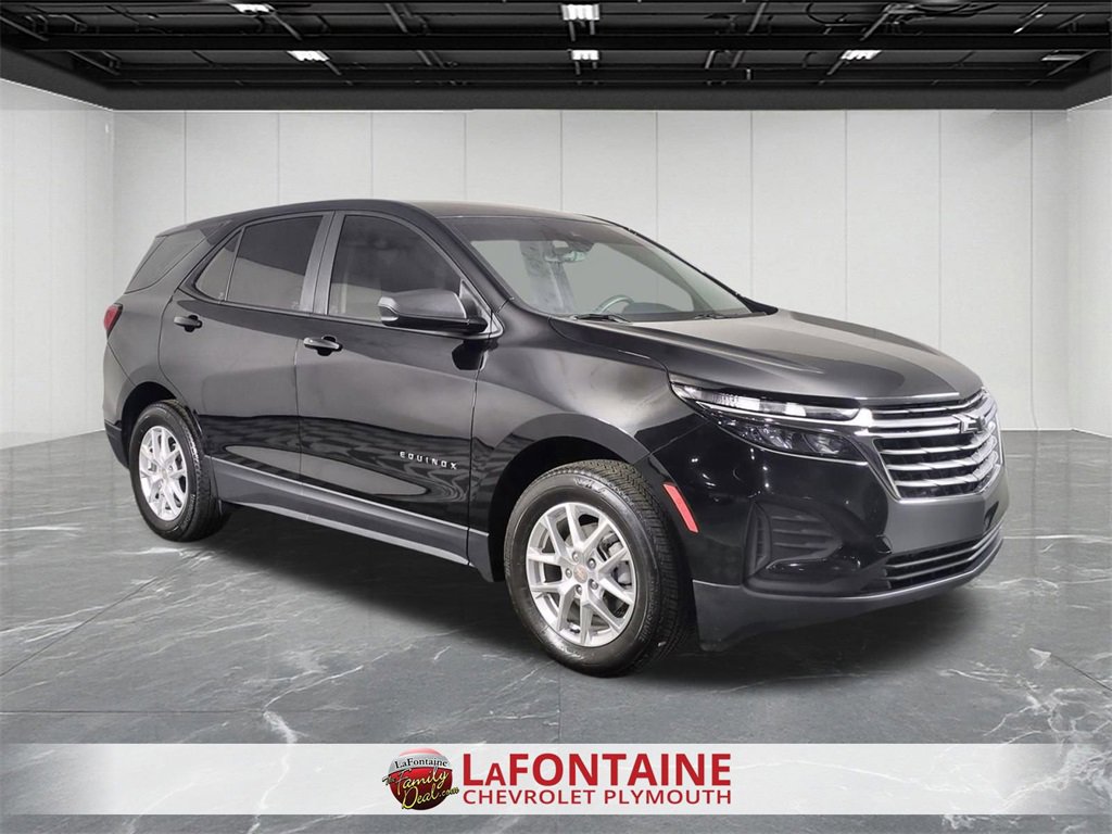 Certified 2024 Chevrolet Equinox LS w/ Driver Confidence II Package image 2