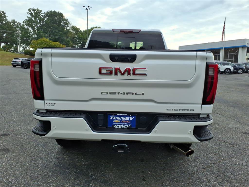 Used 2024 GMC Sierra 2500 Denali w/ Denali Reserve Package AWD/4WD image 4