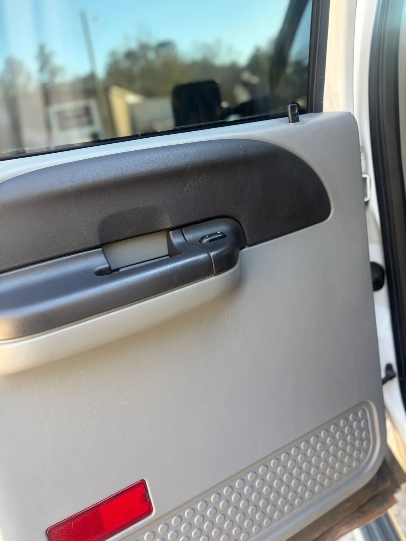 Used 2005 Ford F250 XLT image 32