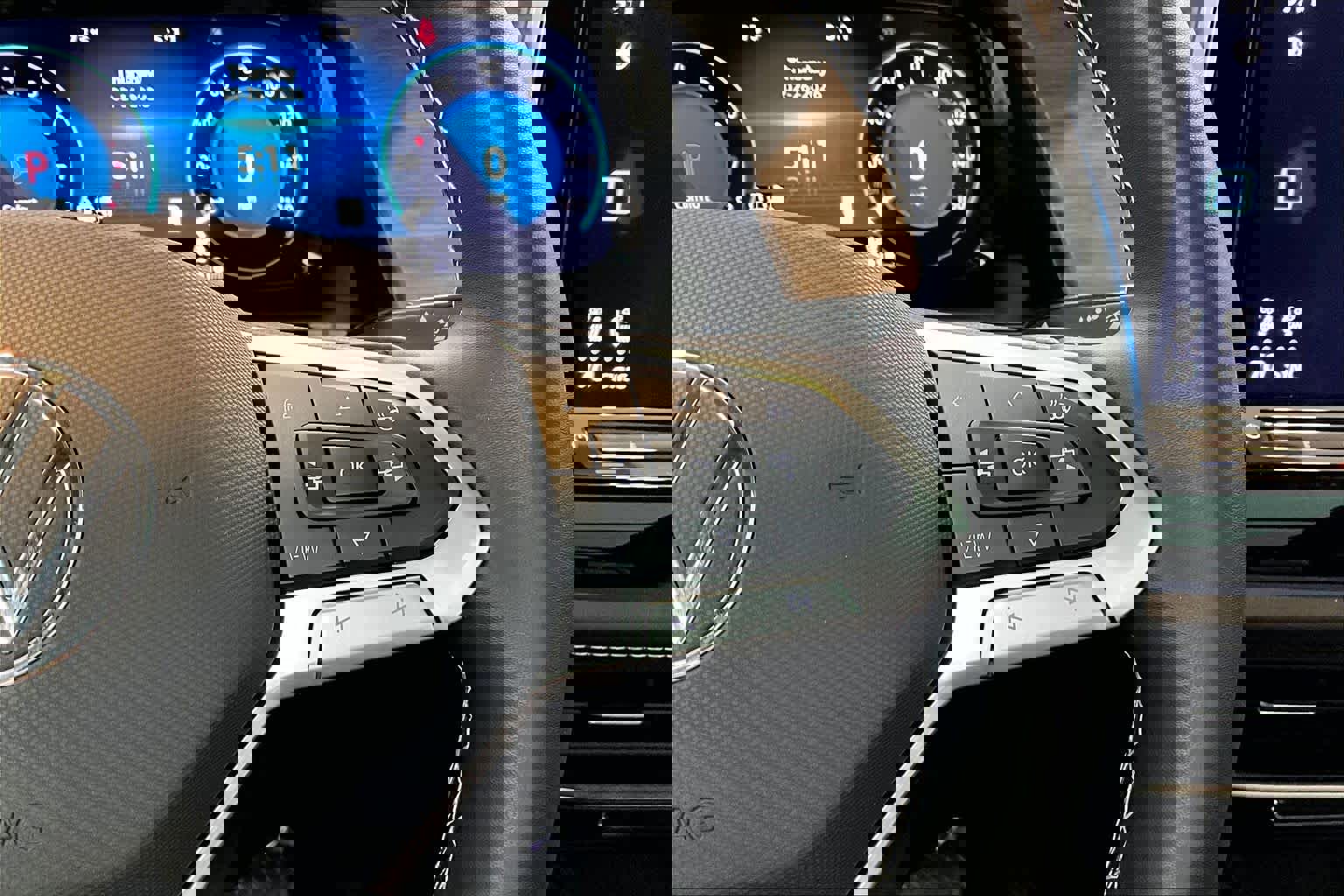 Used 2024 Volkswagen Atlas SEL image 26