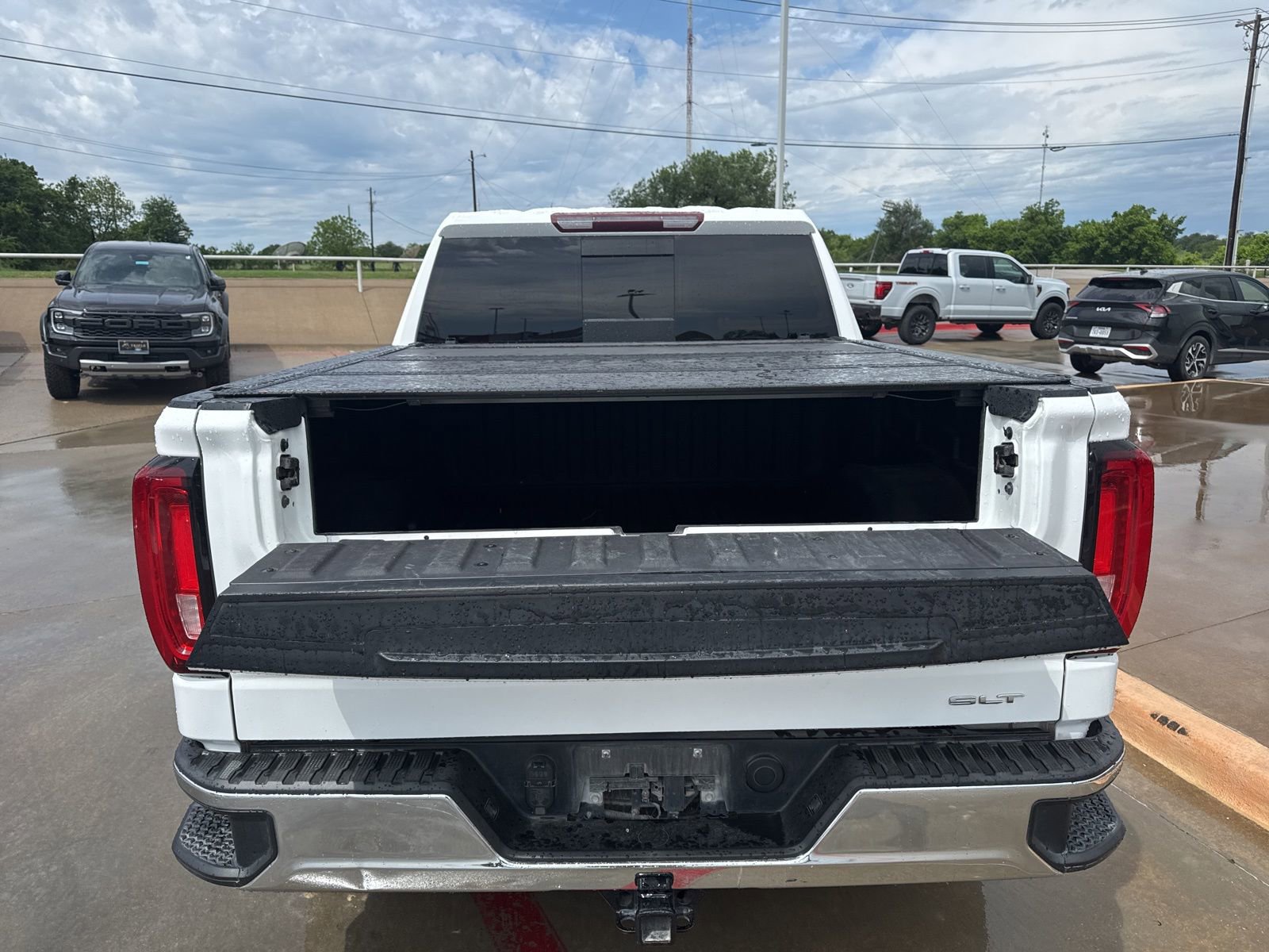 Used 2021 GMC Sierra 1500 SLT image 9