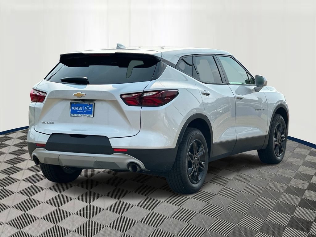 Used 2020 Chevrolet Blazer LT w/ LPO, Floor Liner Package FWD image 5
