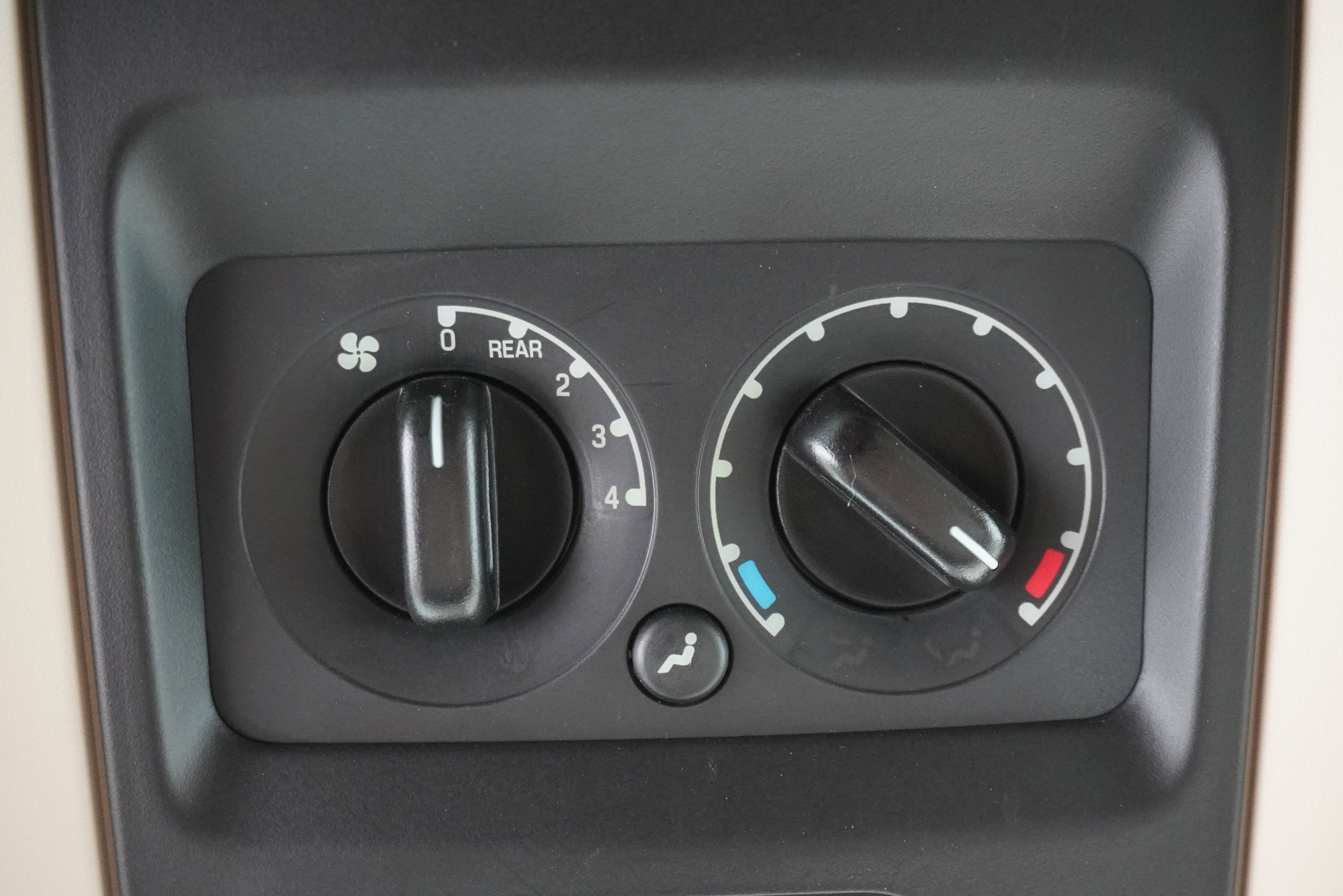 Used 2006 Ford Expedition XLT RWD image 20