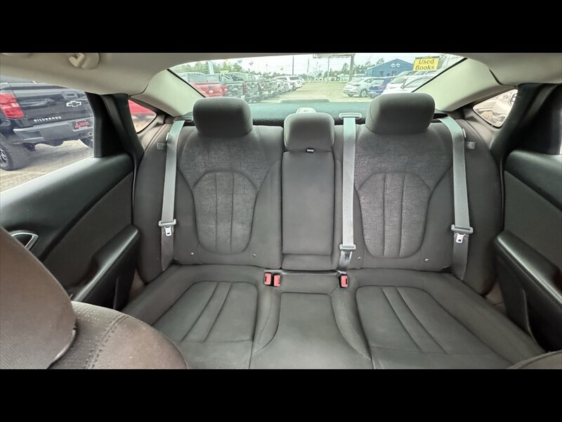 Used 2015 Chrysler 200 Limited w/ Convenience Group FWD image 21