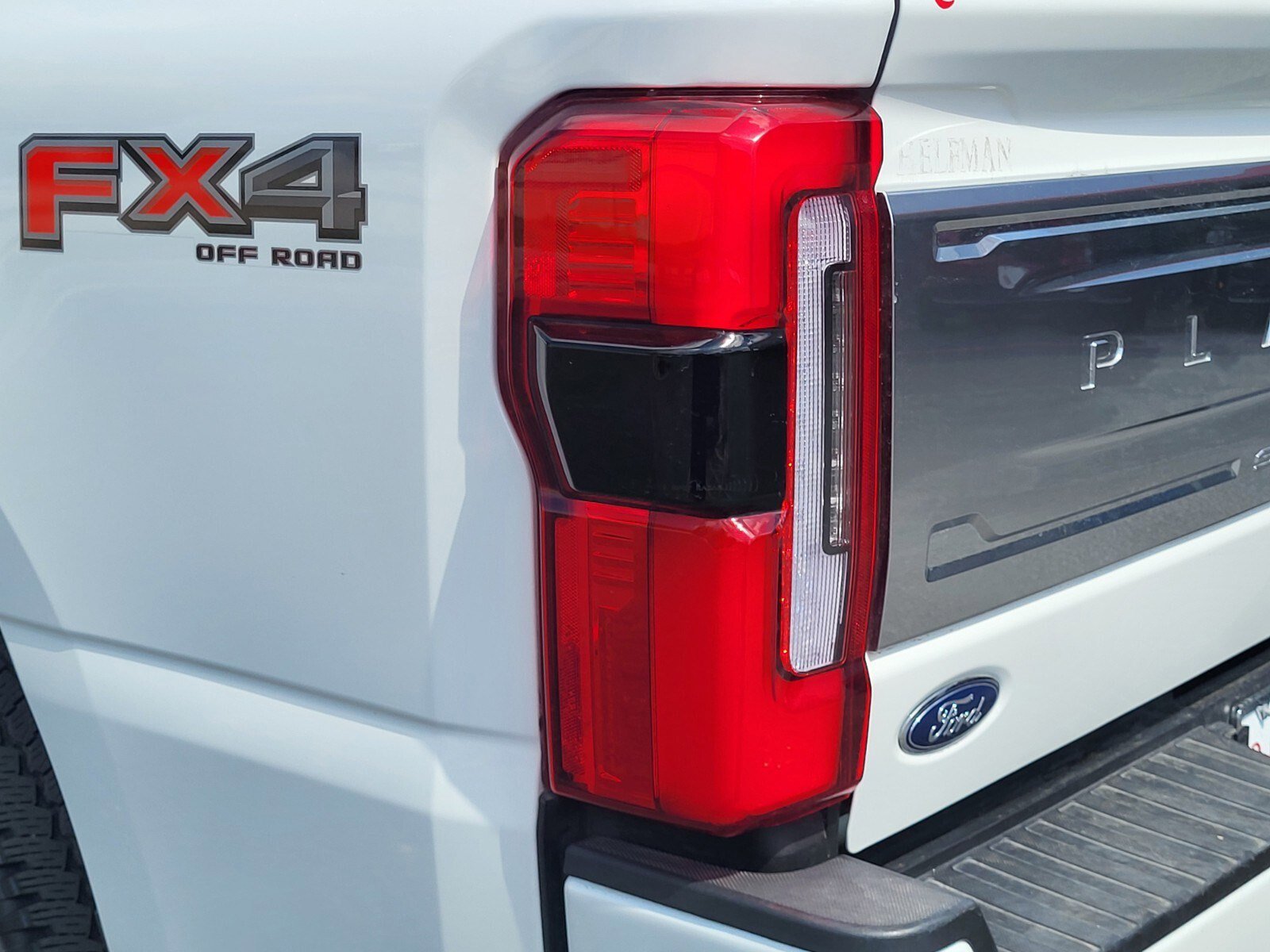 Certified 2026 Ford F350 Platinum w/ Platinum Plus Package AWD/4WD image 10