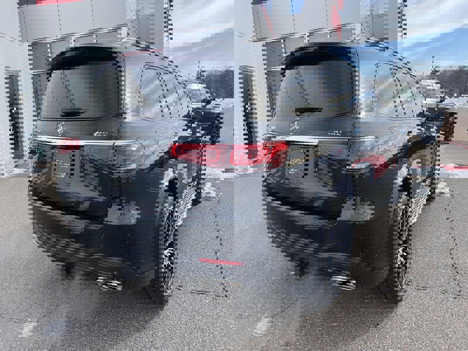 Used 2021 Mercedes-Benz GLS 580 4MATIC image 11