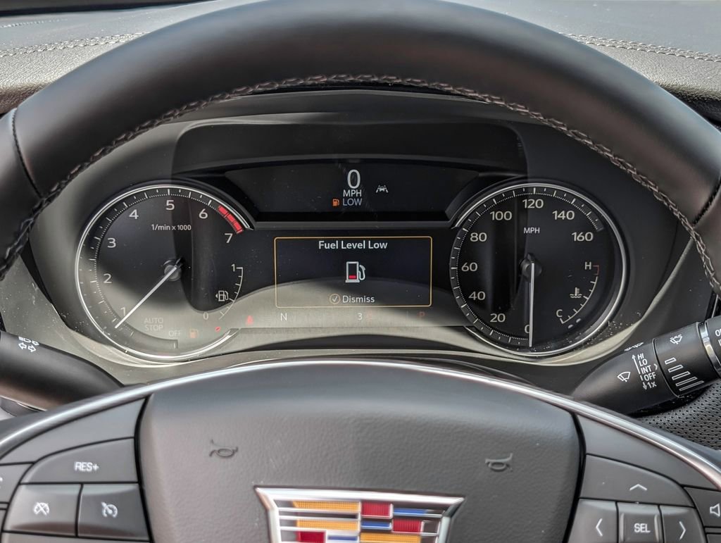 New 2025 Cadillac XT5 Luxury image 25