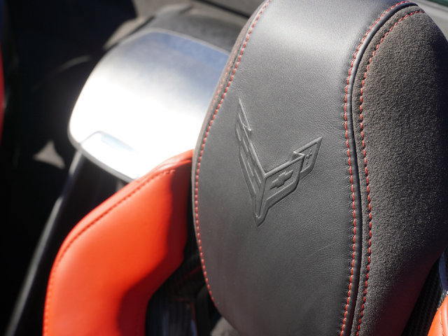 Used 2021 Chevrolet Corvette Stingray Premium Conv w/ Z51 Performance Package RWD image 30