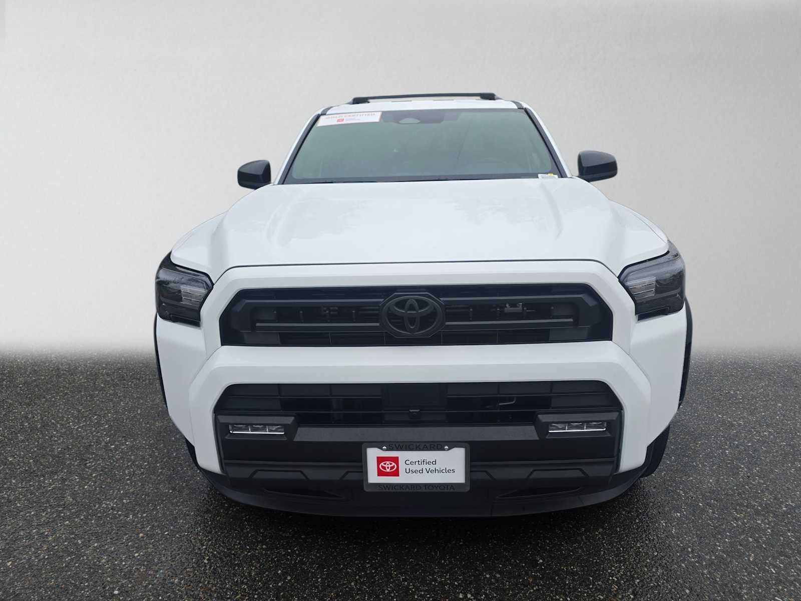 Certified 2026 Toyota 4Runner SR5 AWD/4WD image 8