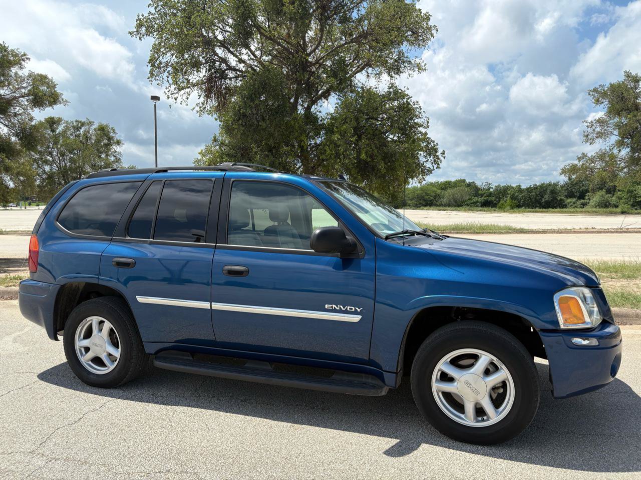 Used 2006 GMC Envoy SLE RWD image 55