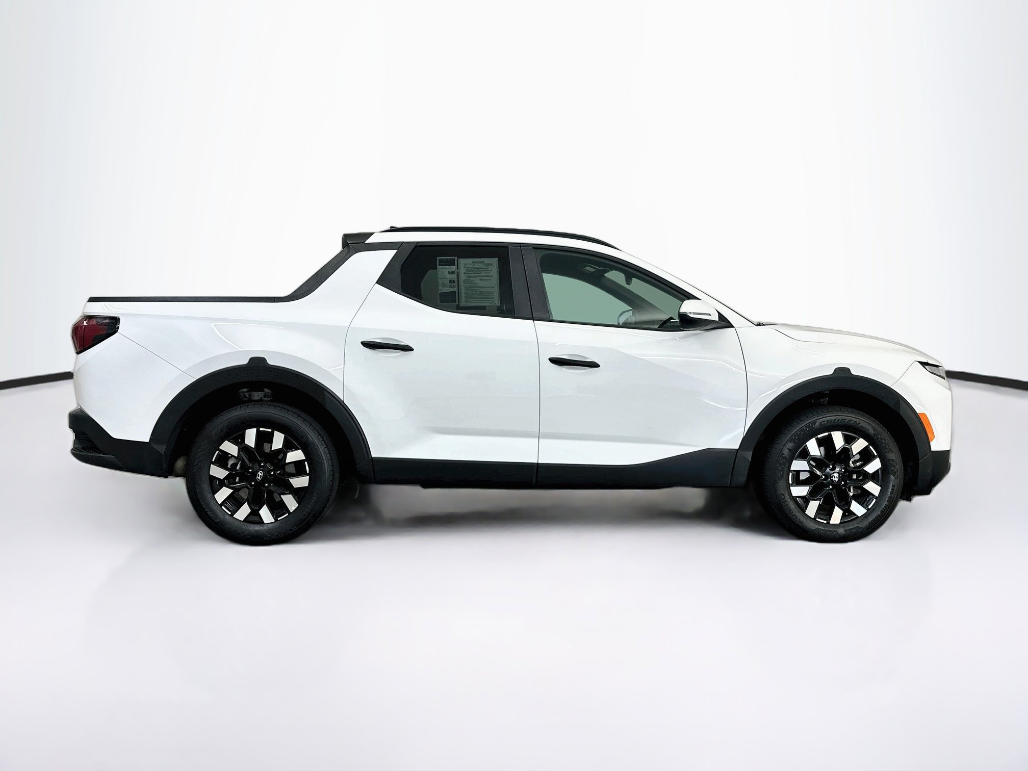 Used 2025 Hyundai Santa Cruz SEL AWD/4WD image 10