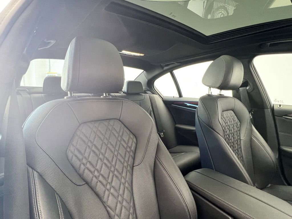 Used 2021 BMW 540i image 7