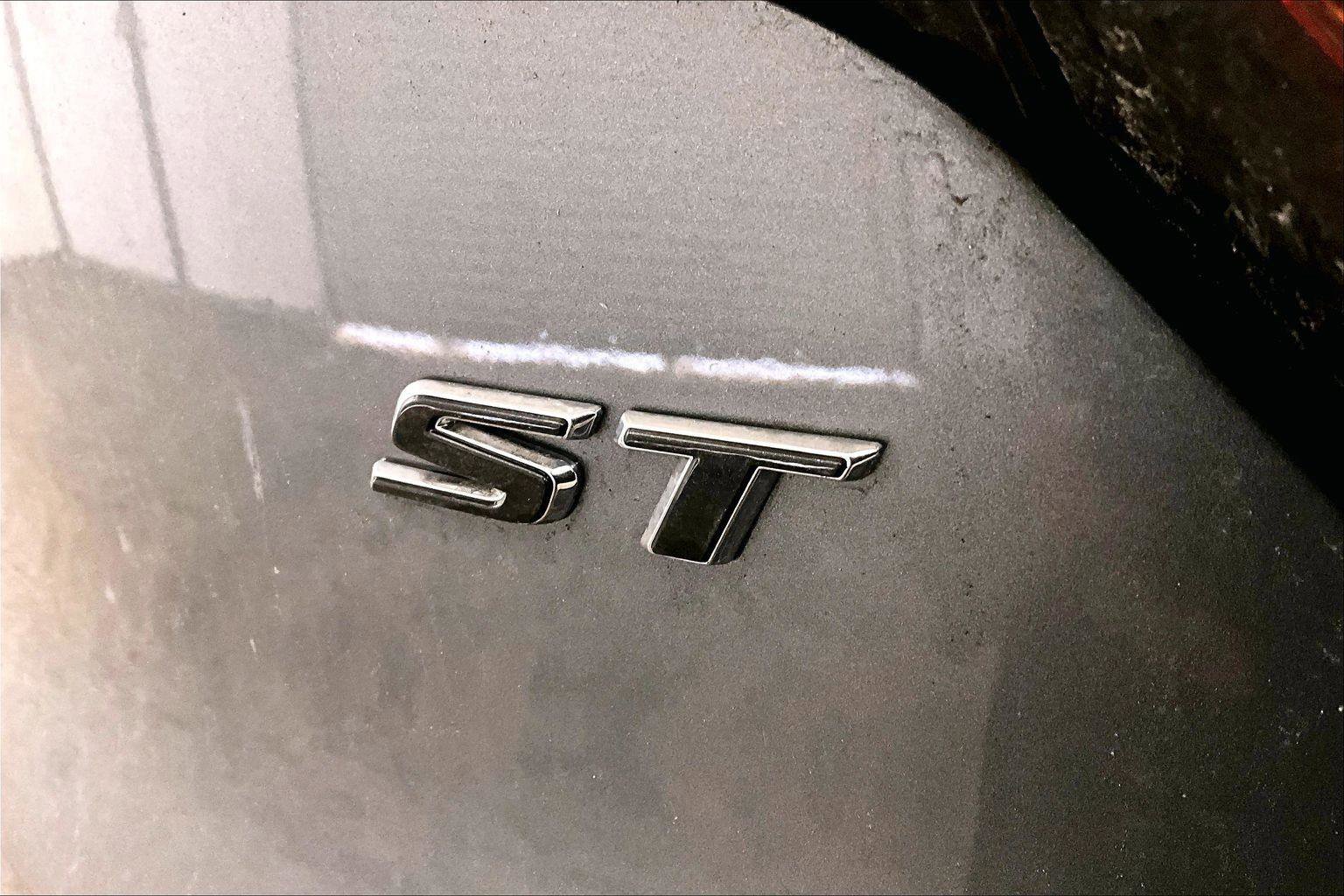 Used 2021 Buick Encore GX Select w/ Sport Touring Package image 13