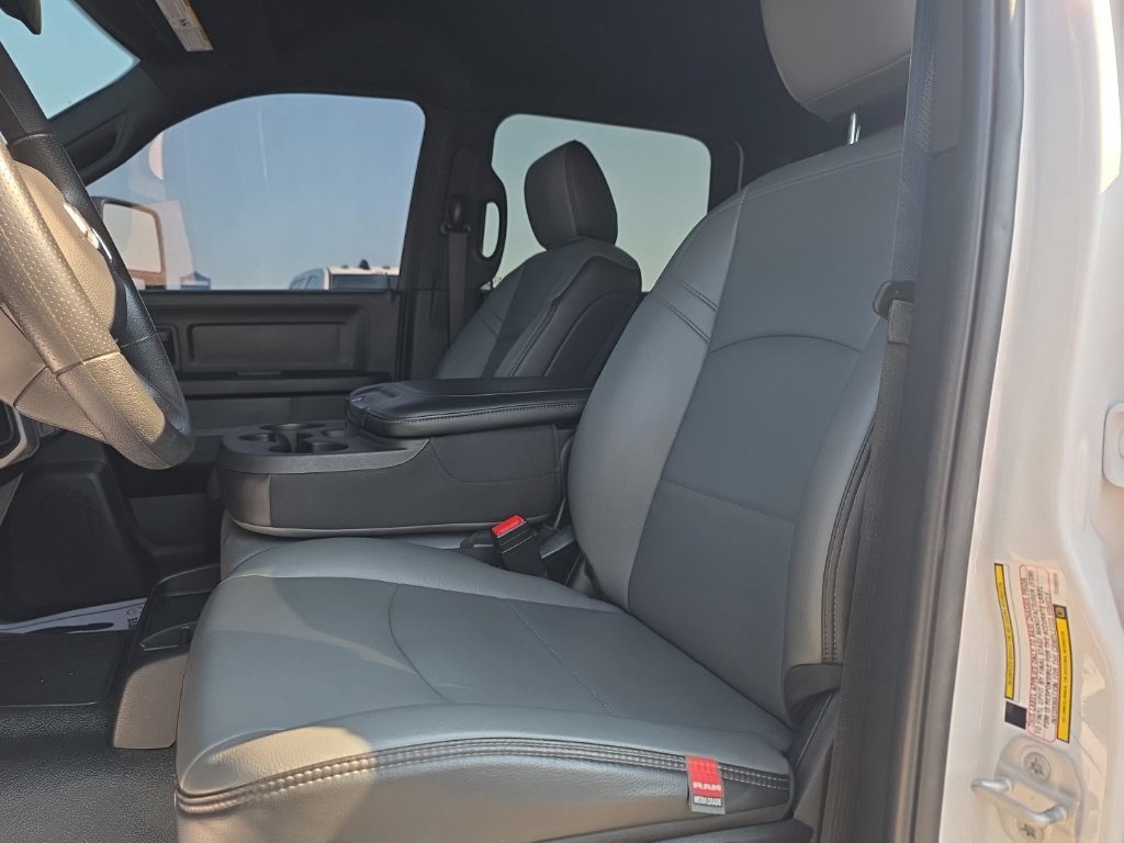Used 2026 RAM 4500 Tradesman w/ Chrome Appearance Group AWD/4WD image 15
