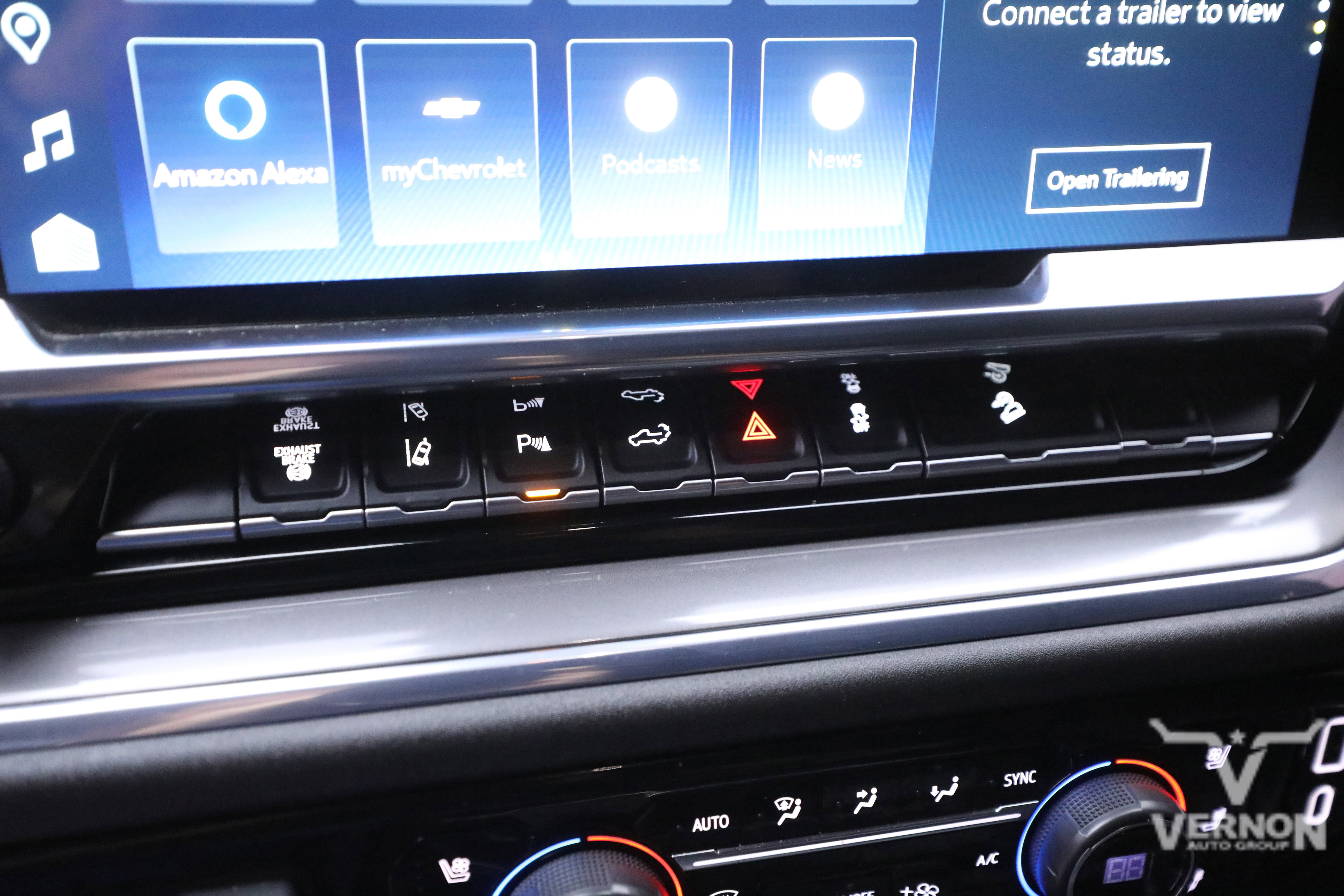 Used 2024 Chevrolet Silverado 3500 High Country w/ High Country Premium Package image 25