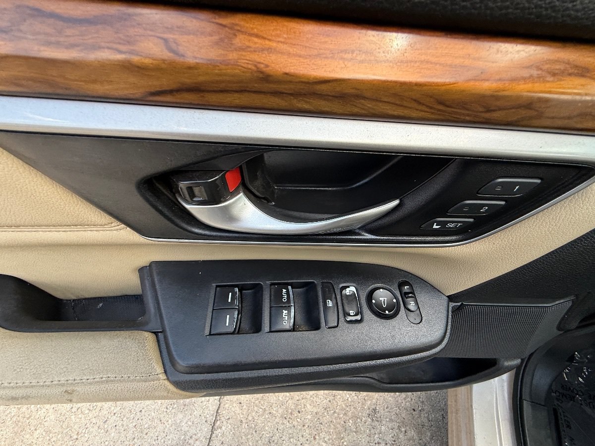 Used 2018 Honda CR-V EX-L image 21