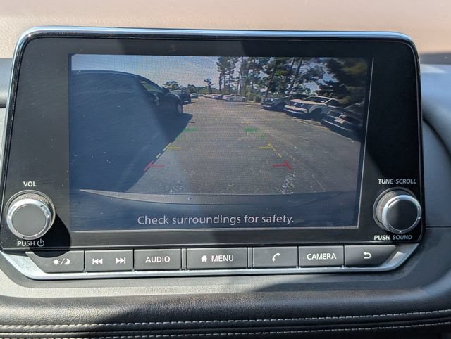 Used 2023 Nissan Rogue S FWD image 24