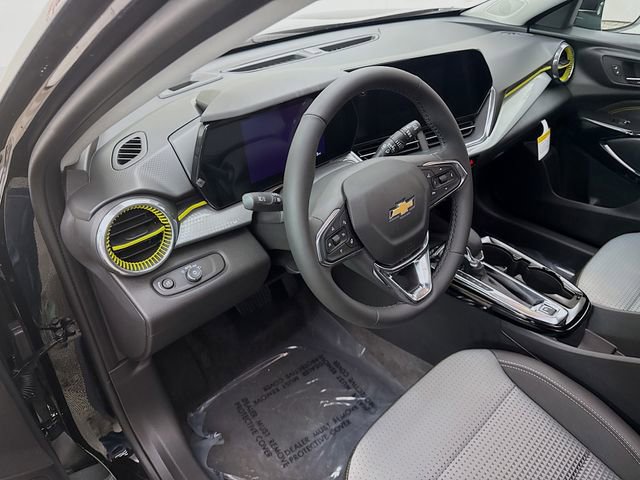 New 2026 Chevrolet Trax LT w/ Sunroof Package image 12