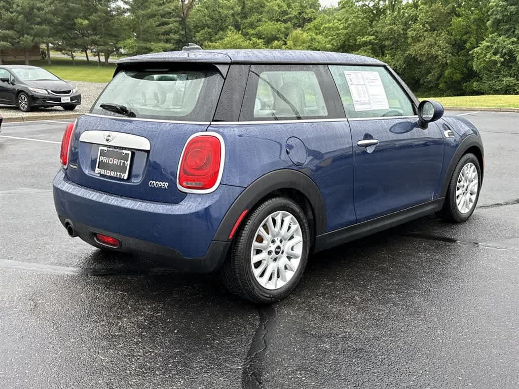 Used 2014 MINI Cooper 2-Door Hardtop FWD image 9