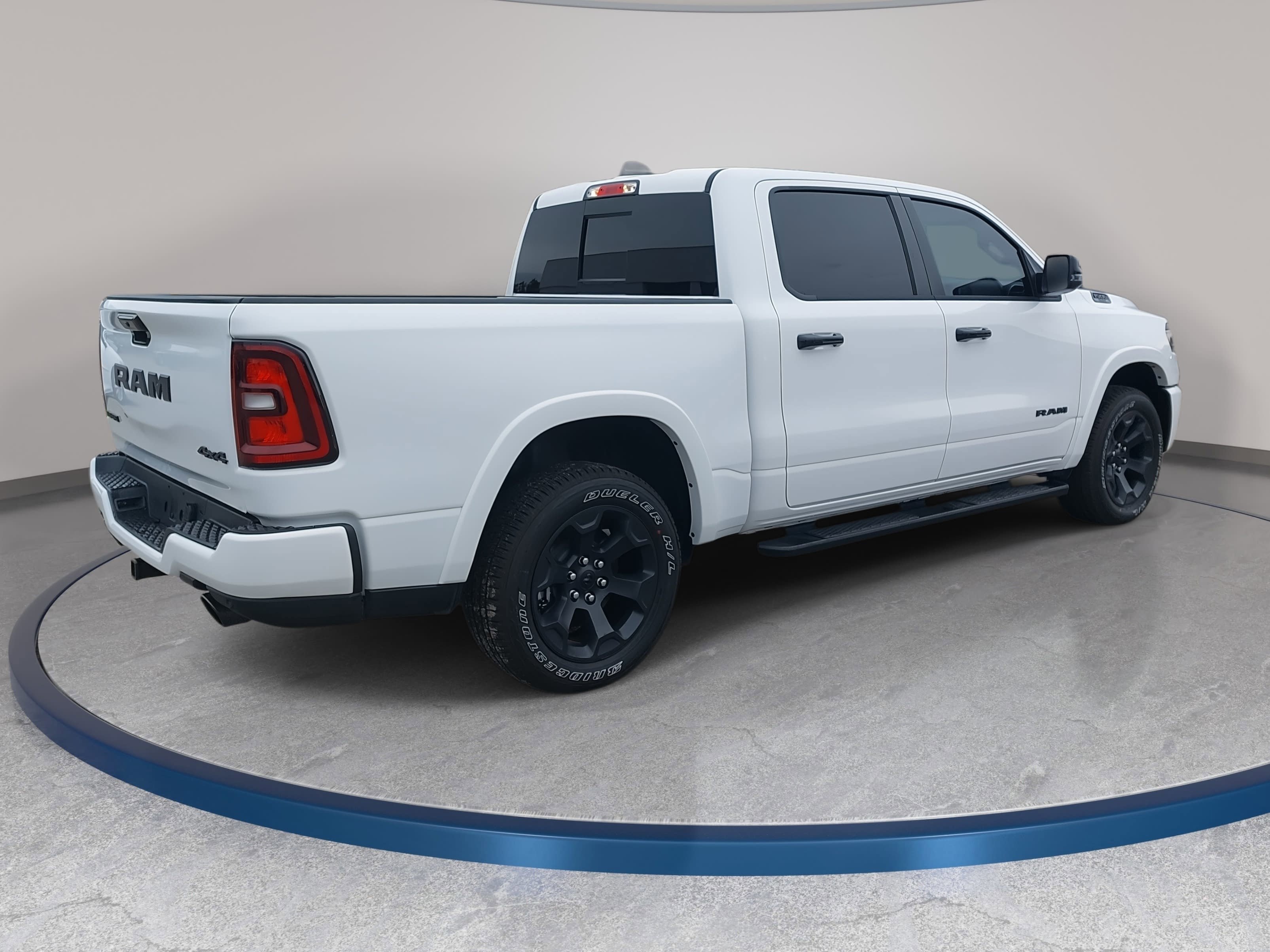 Used 2025 RAM 1500 Big Horn AWD/4WD image 5
