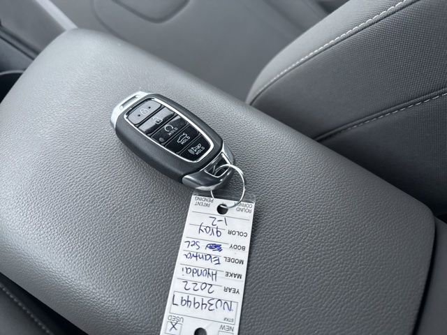 Used 2022 Hyundai Elantra SEL image 32