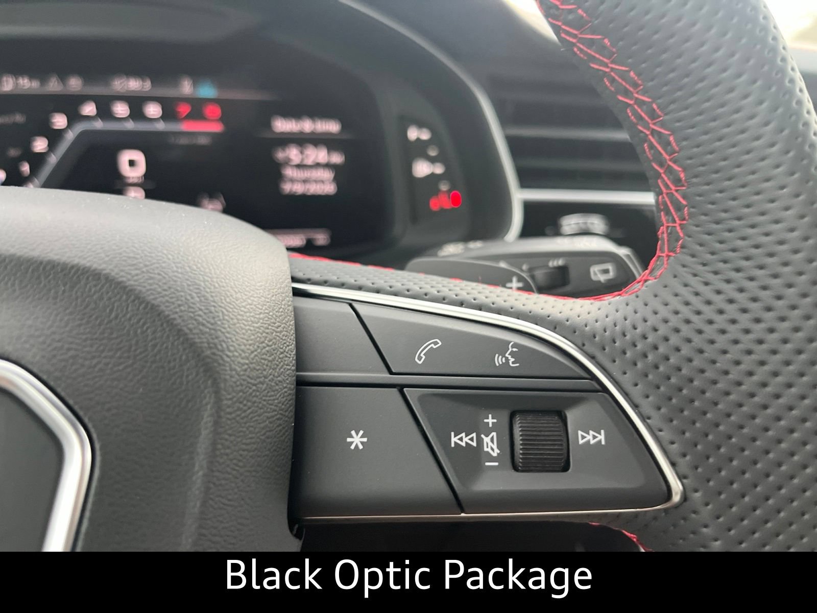 New 2026 Audi SQ8 Prestige AWD/4WD image 10