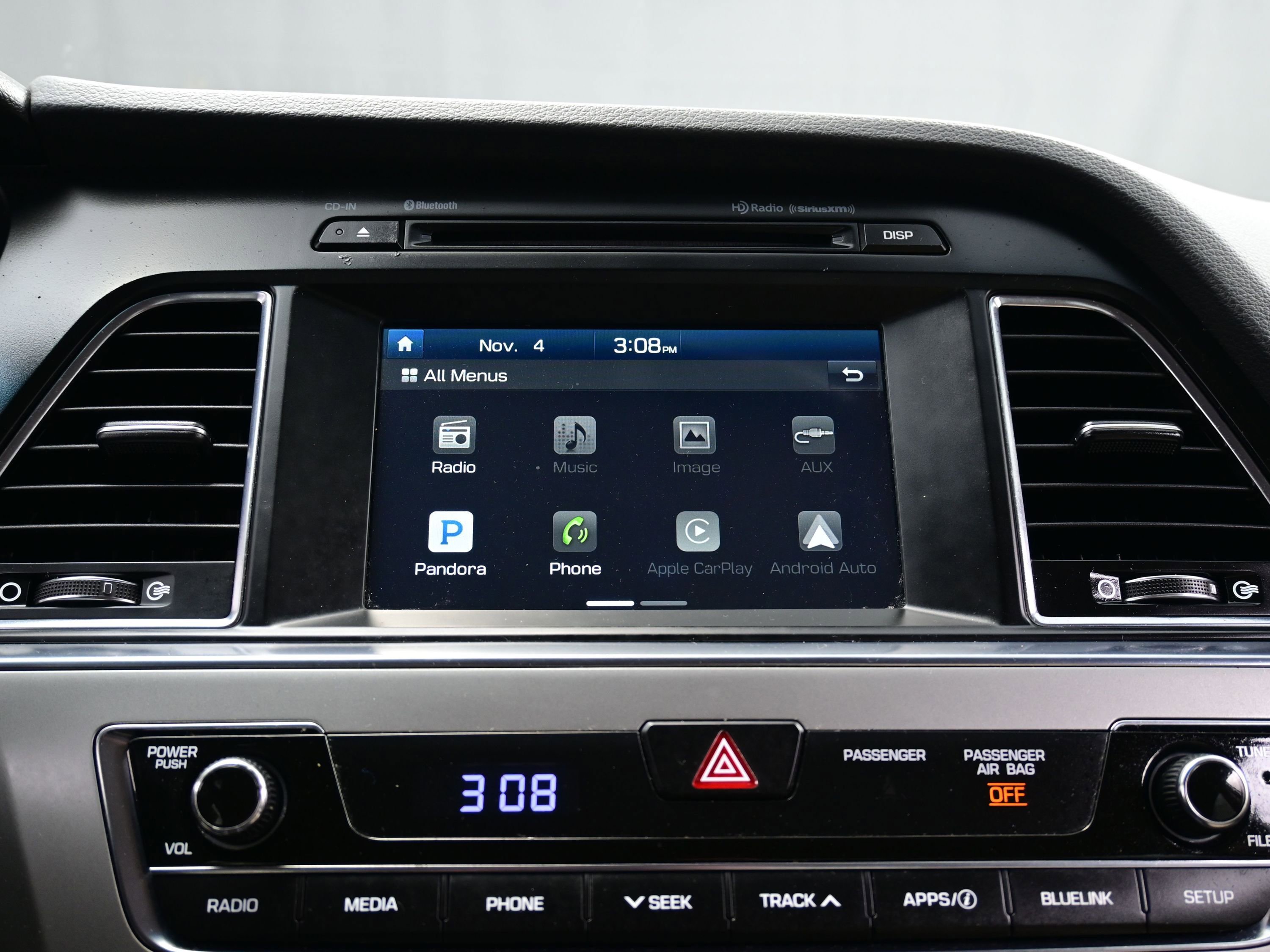 Used 2017 Hyundai Sonata SE w/ Cargo Package image 17