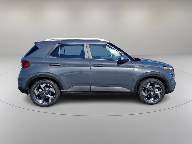 New 2026 Hyundai Venue SEL FWD image 8