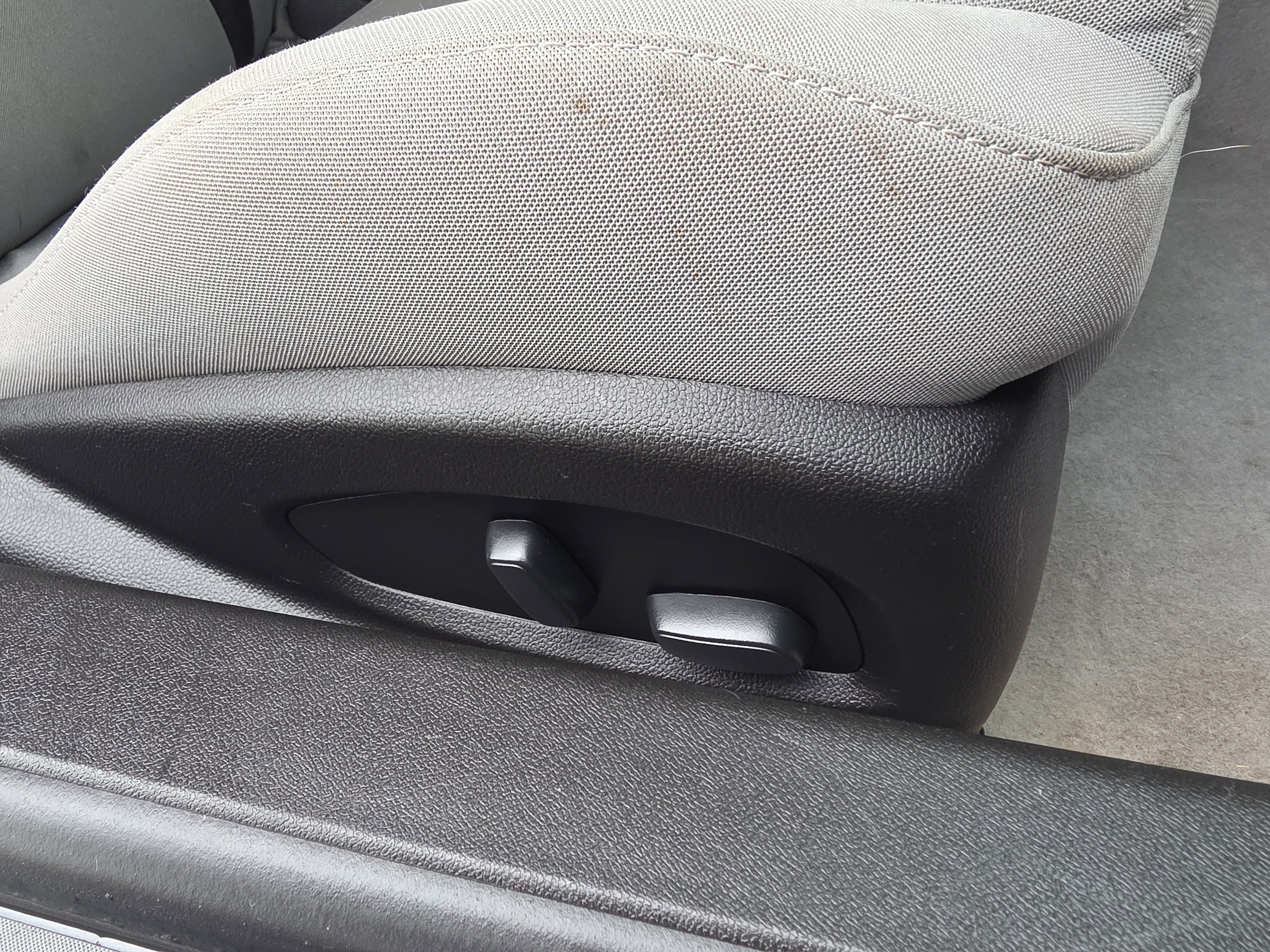 Used 2020 Chevrolet Camaro LT w/ RS Package image 29