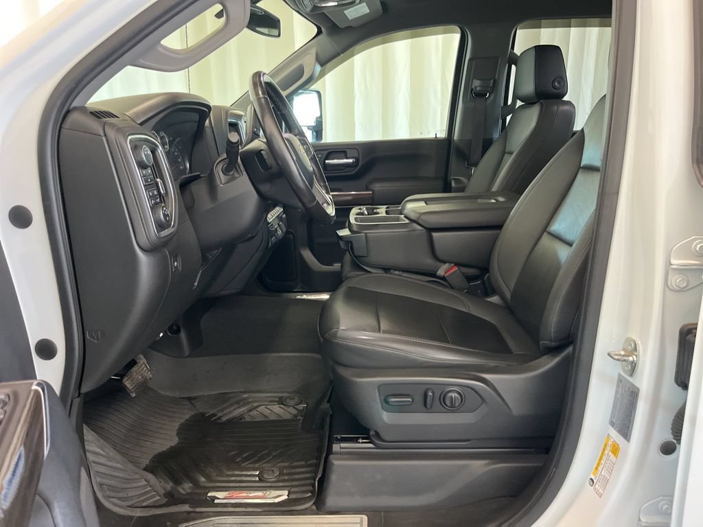 Used 2023 Chevrolet Silverado 3500 LT w/ All Star Edition AWD/4WD image 3