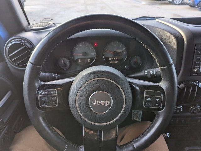 Used 2016 Jeep Wrangler Sahara image 11