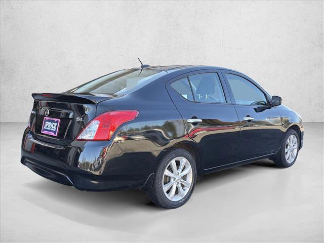 Used 2016 Nissan Versa SL image 5
