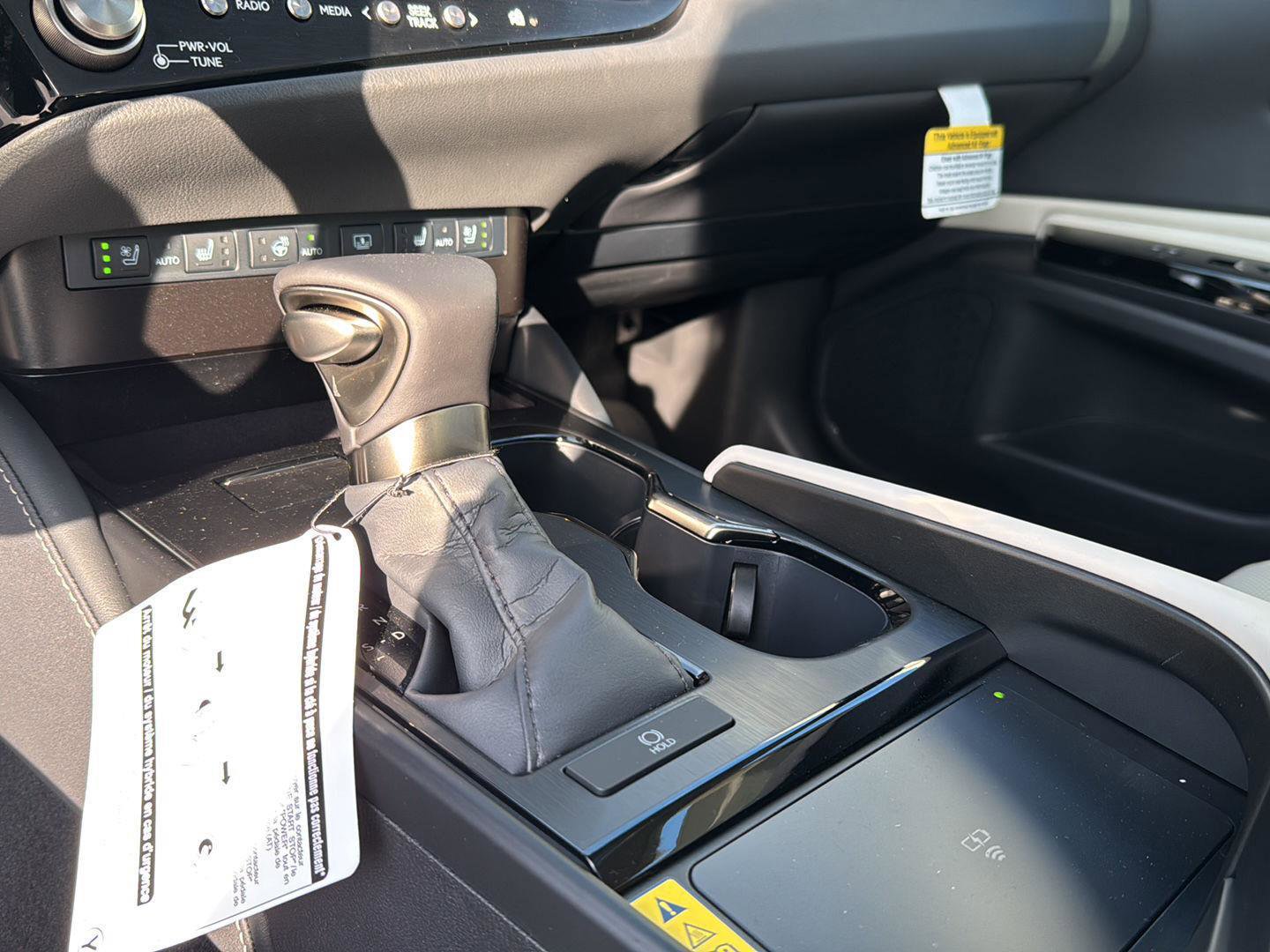 New 2025 Lexus ES 350 w/ Premium Package image 24