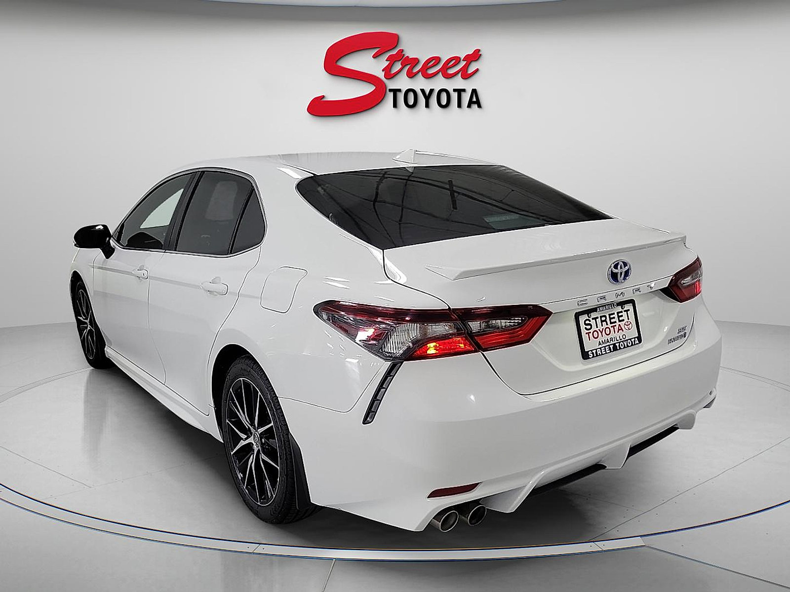 Certified 2024 Toyota Camry SE FWD image 2