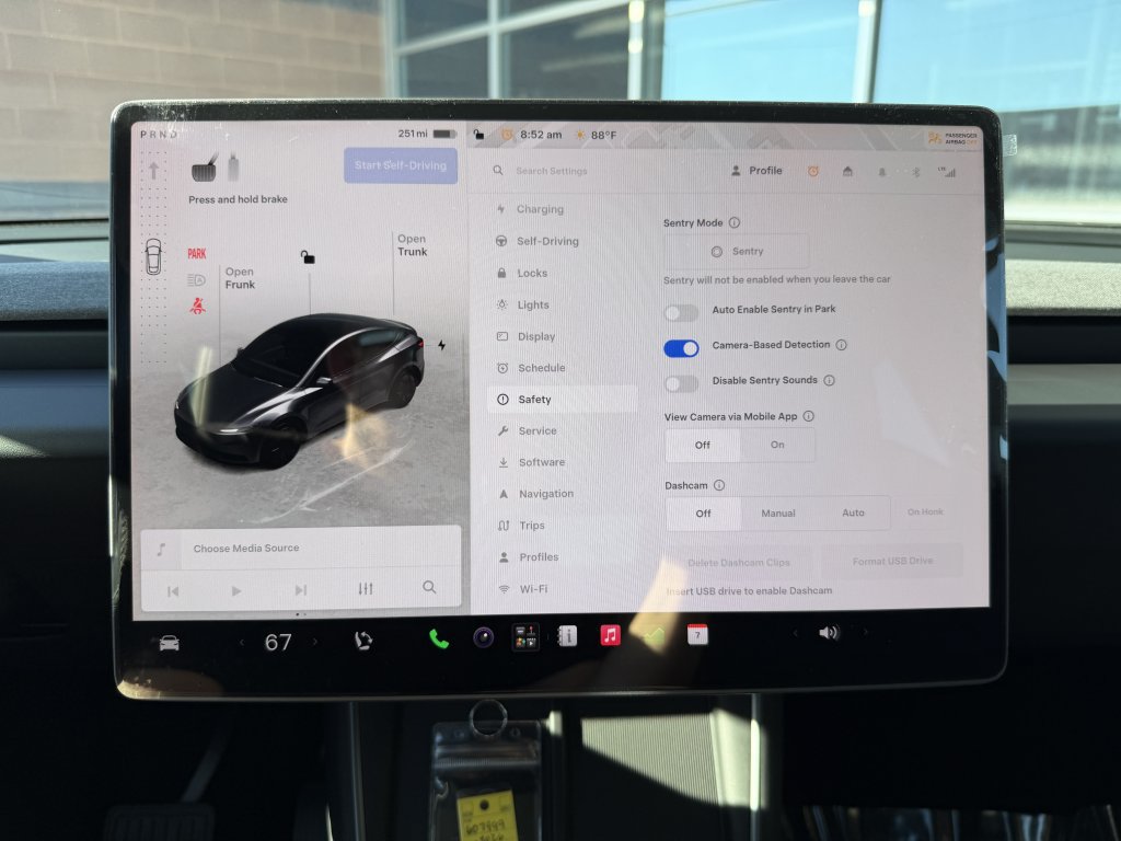 Used 2026 Tesla Model Y 2WD image 22