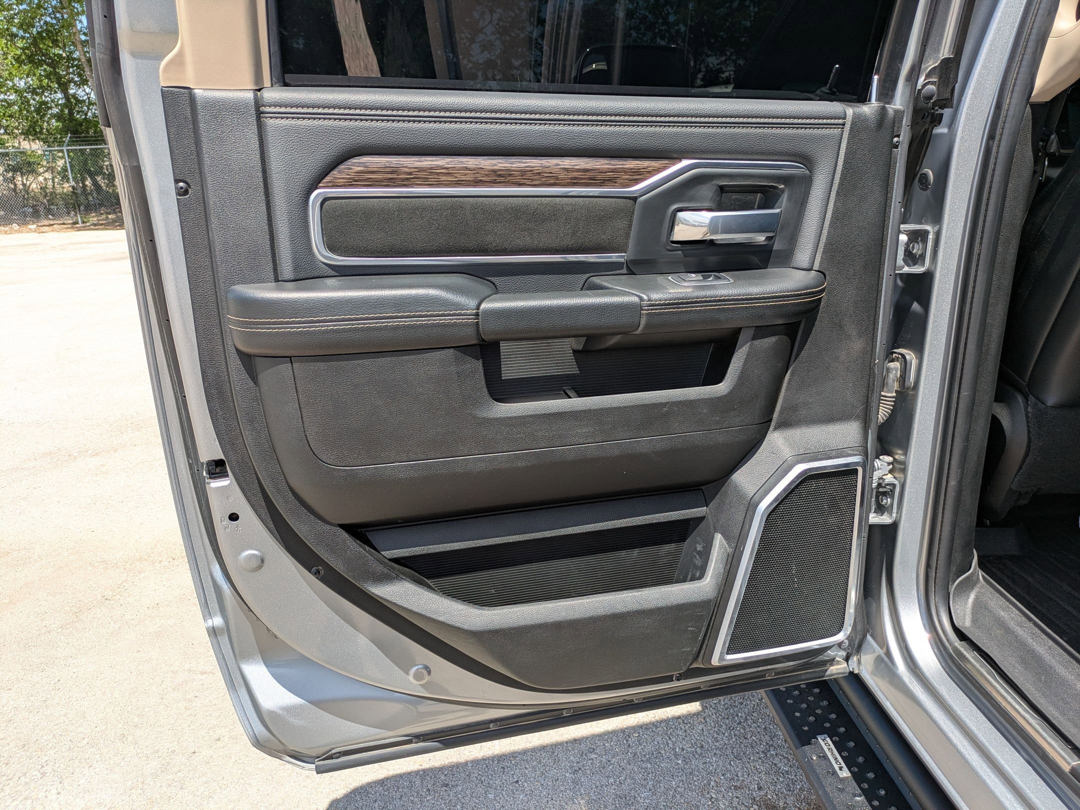 Used 2021 RAM 2500 Laramie image 15