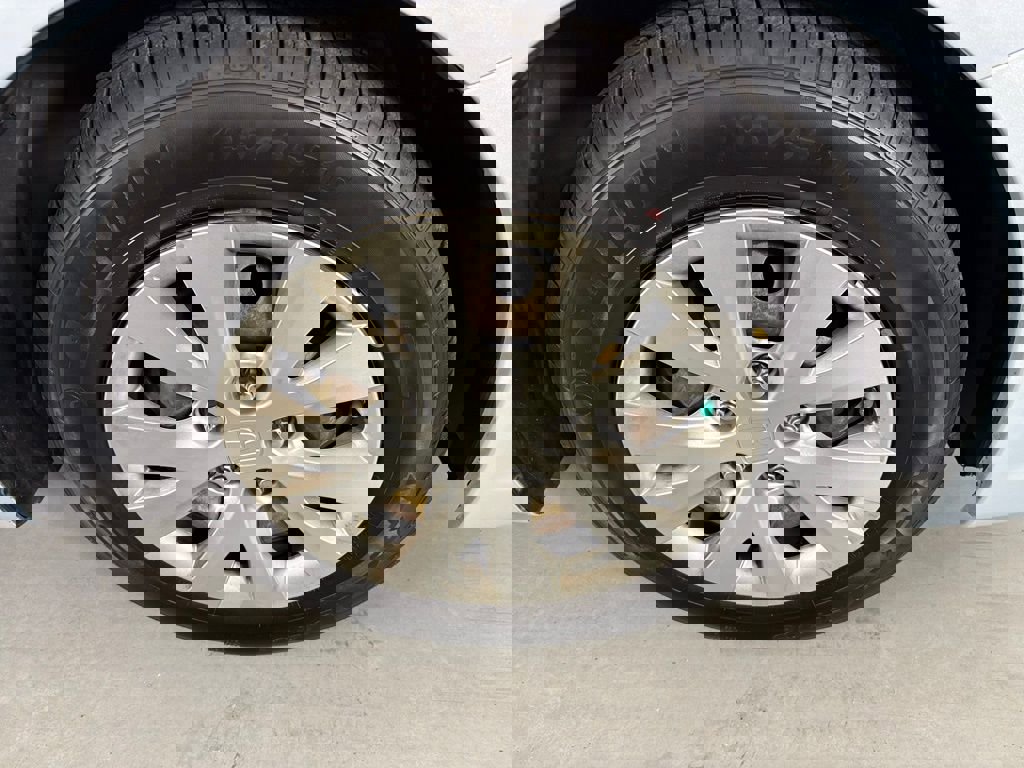 Used 2012 Honda Civic LX image 10