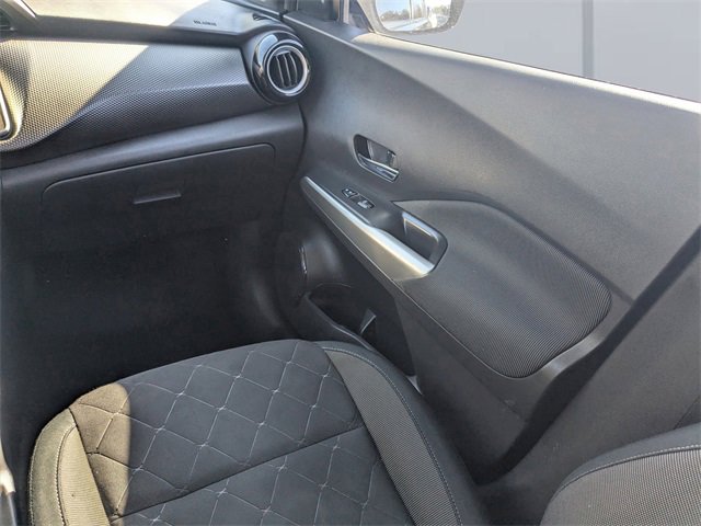Used 2020 Nissan Kicks SV image 17