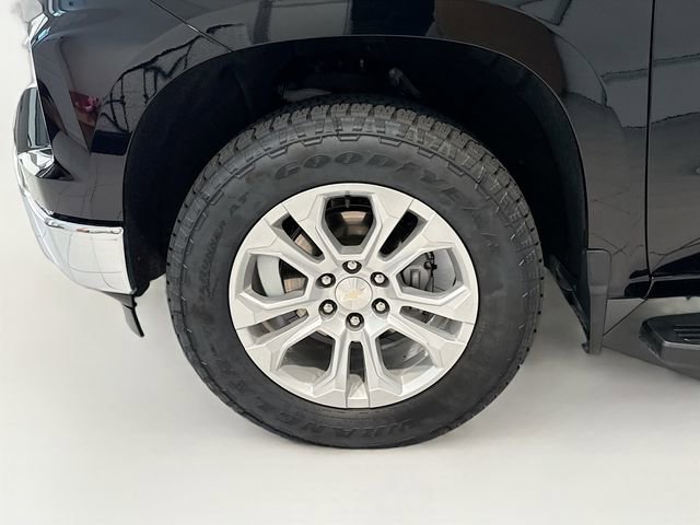 Certified 2022 Chevrolet Silverado 1500 LTZ w/ LTZ Convenience Package II AWD/4WD image 28