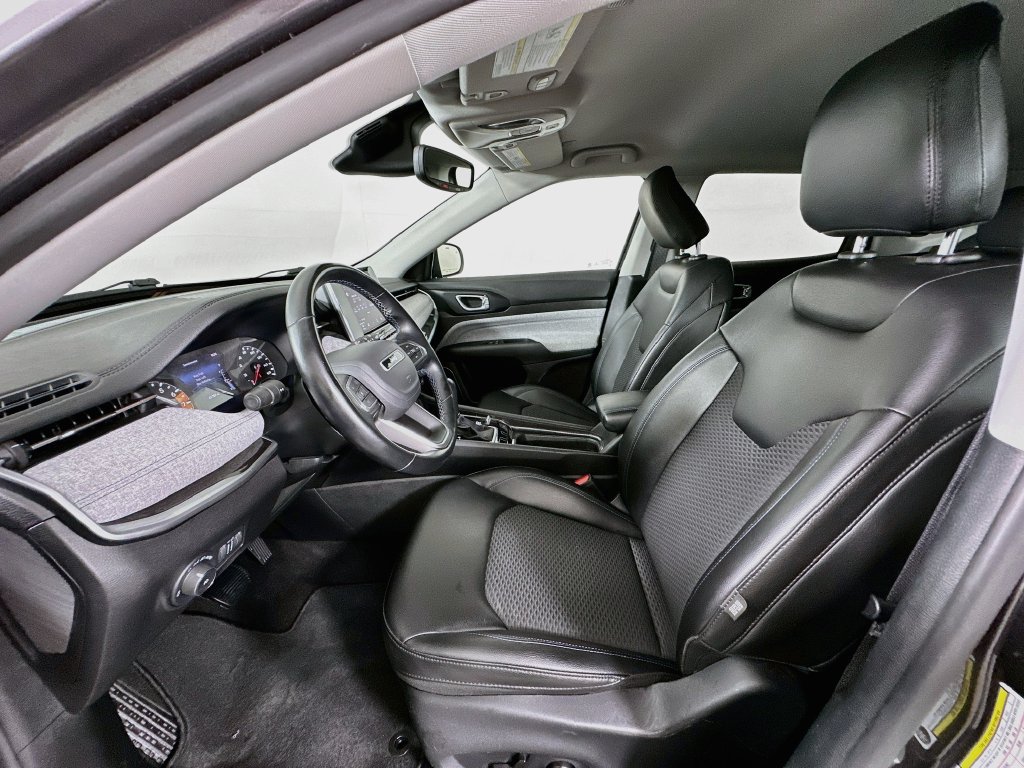 Used 2022 Jeep Compass Latitude w/ Convenience Group AWD/4WD image 20