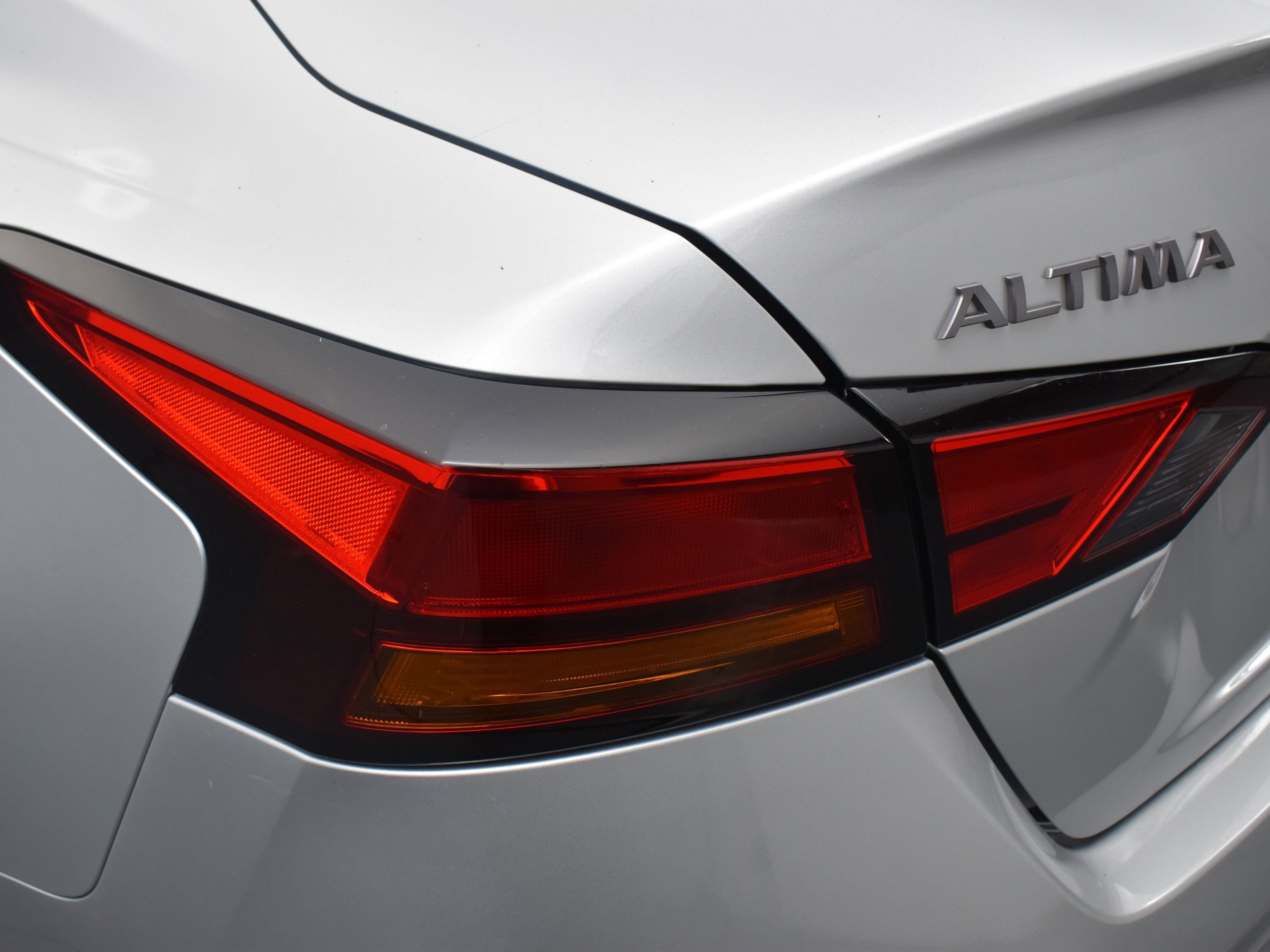 New 2025 Nissan Altima 2.5 S image 32