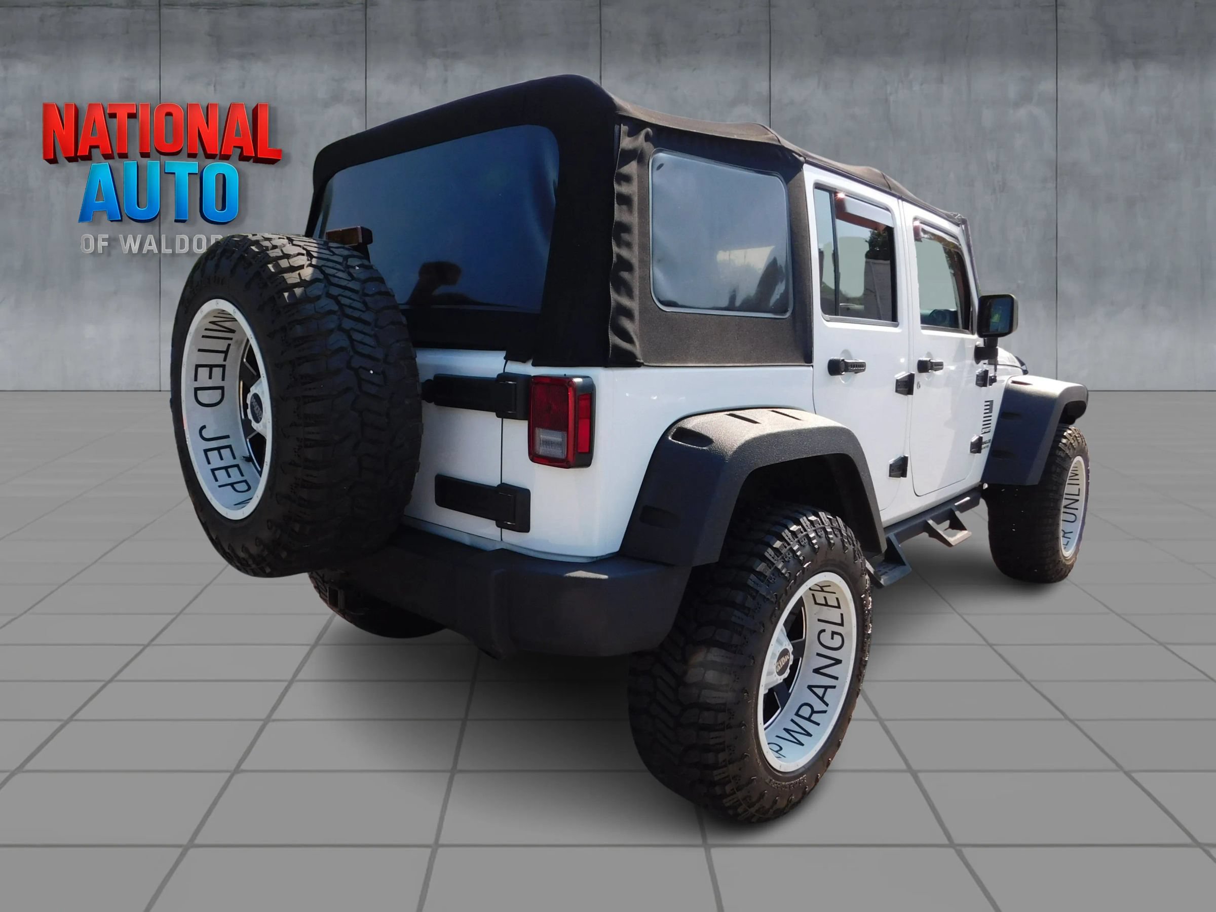 Used 2015 Jeep Wrangler Unlimited Sport w/ Quick Order Package 24S AWD/4WD image 4