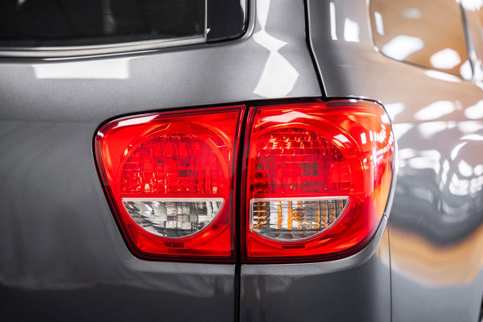 Used 2015 Toyota Sequoia Limited image 6